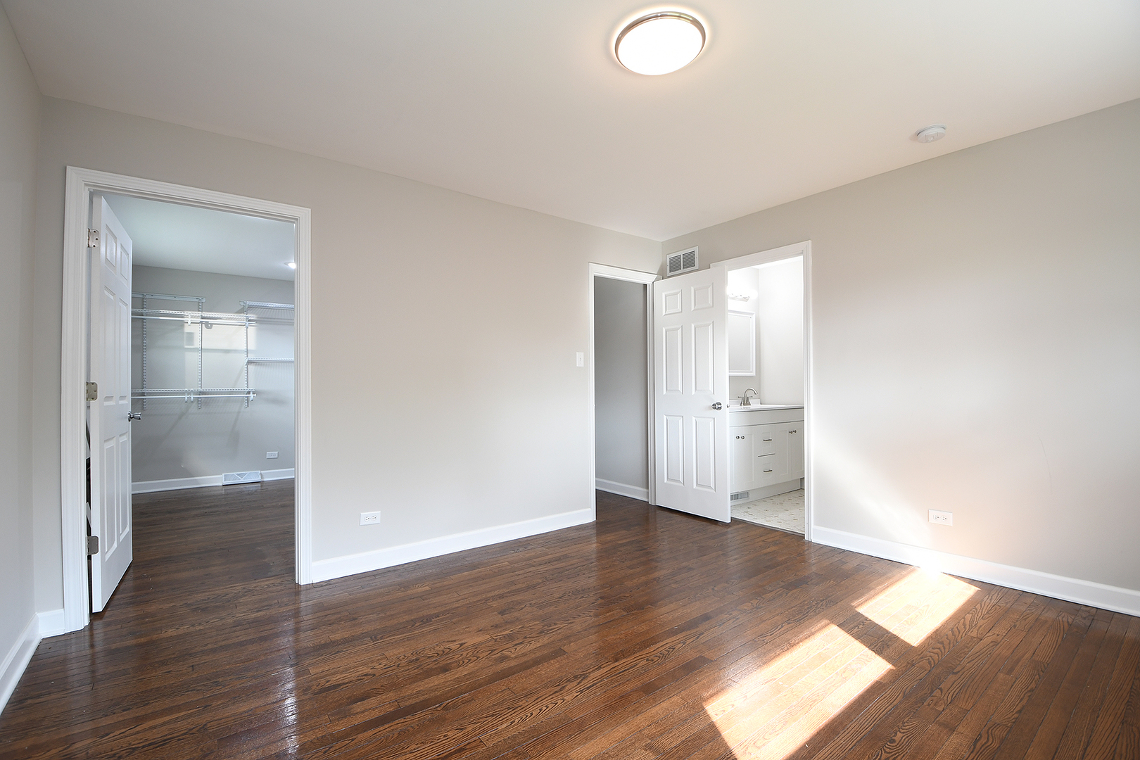 18938 Jonathan Lane Homewood, IL 60430 - Photo 14 of 33 a view of empty room with wooden floor