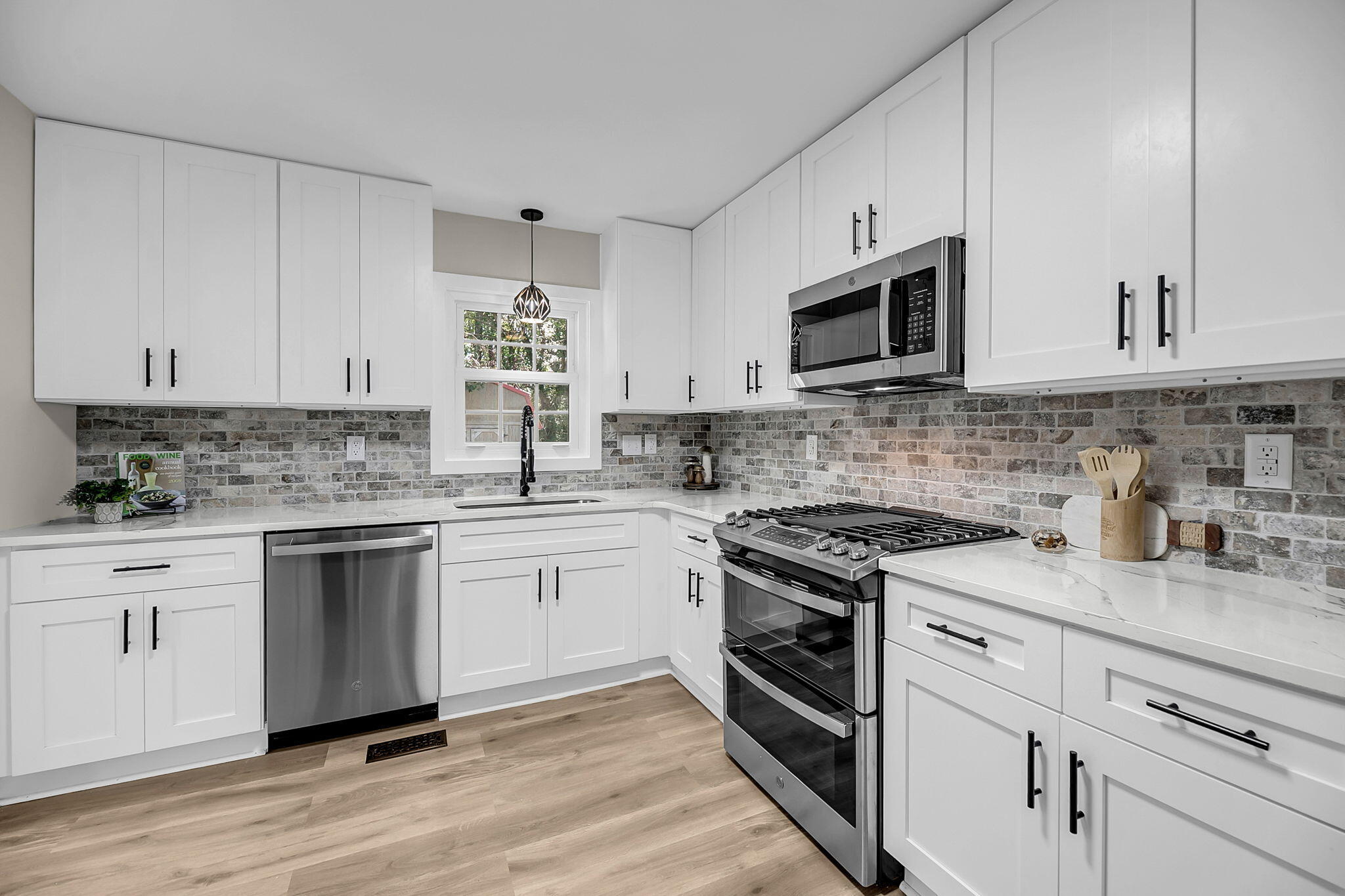 1129 Quail Drive Charleston, SC 29412 - Photo 6 of 29 CREM - 1129 Quail-6