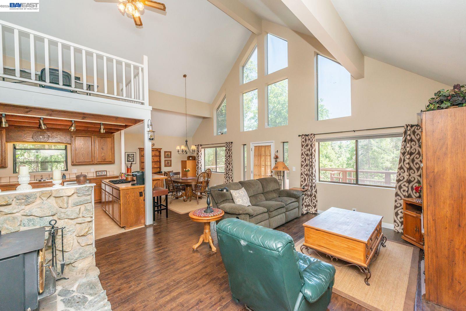 891 Salt Flat Road Lewiston, CA 96052 - Photo 4 of 50