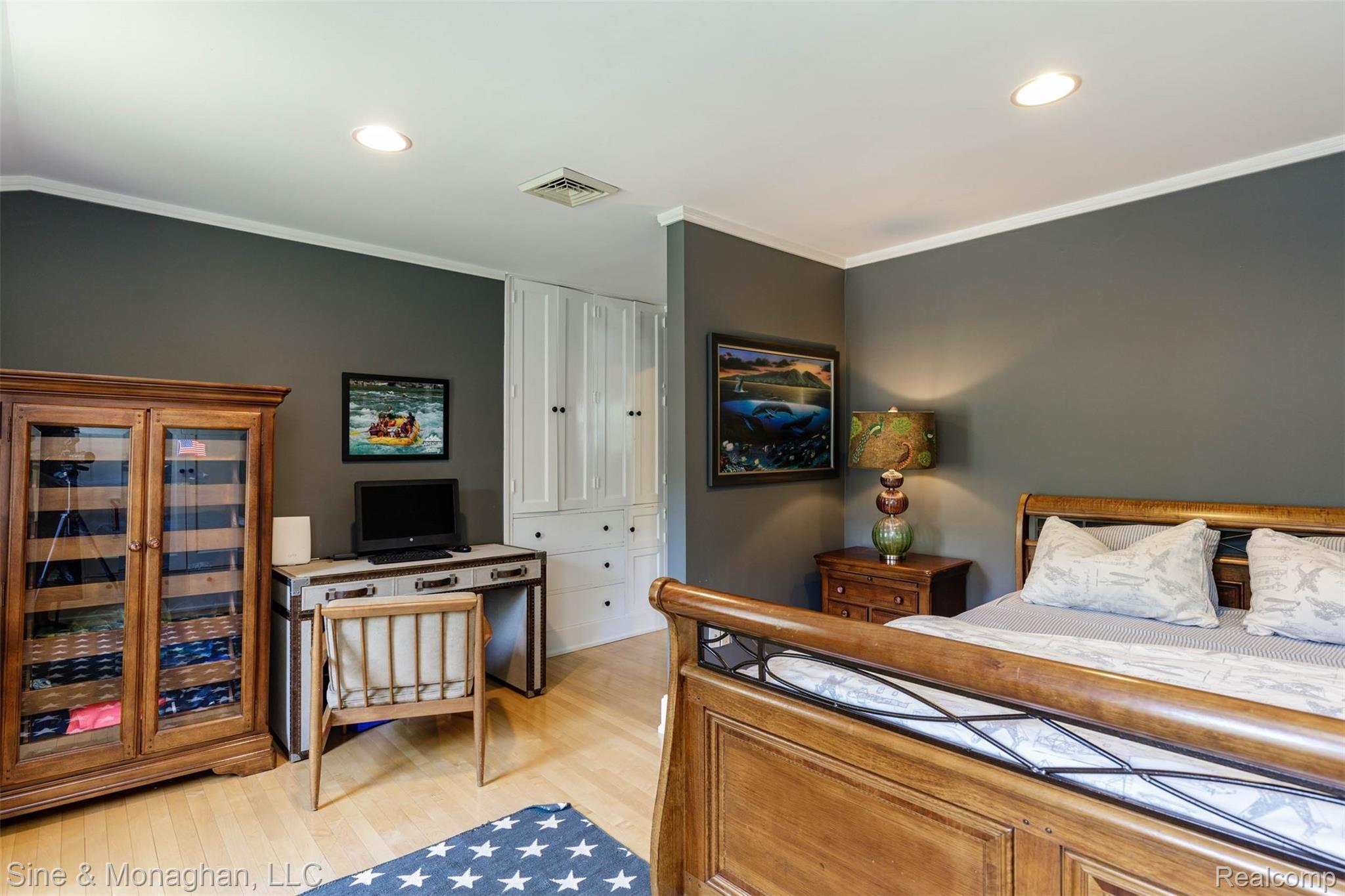 76 Cloverly Road Grosse Pointe, MI 48236 - Photo 46 of 74 76 Cloverly-55.jpg