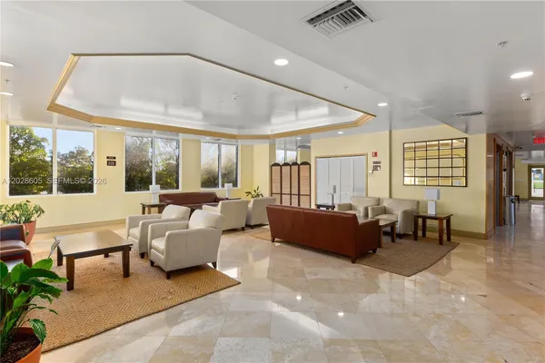 $298,000 | 3500 Coral Way, Unit 614, Miami, FL 33145