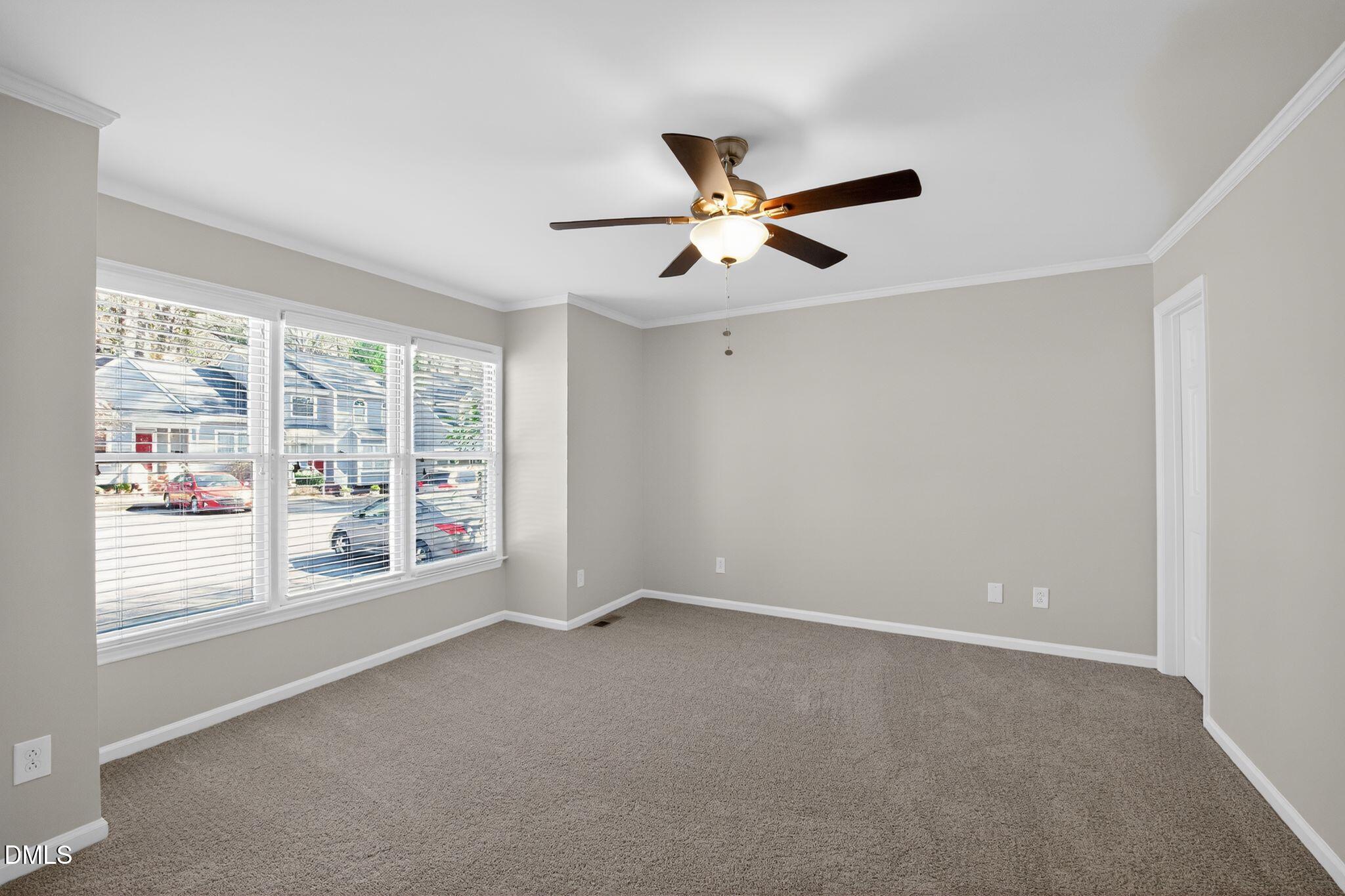 1430 Mahonia Court Raleigh, NC 27615 - Photo 11 of 13 06_1430_Mahonia_Ct_Raleigh_NC_27615-Livi