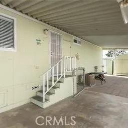 a view of entryway livingroom and hall