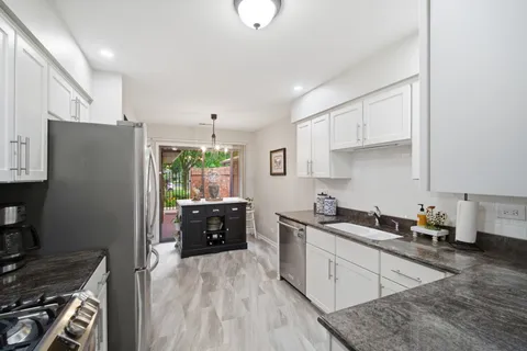 $420,000 | 912 Indian Boundary Drive, Westmont, IL 60559