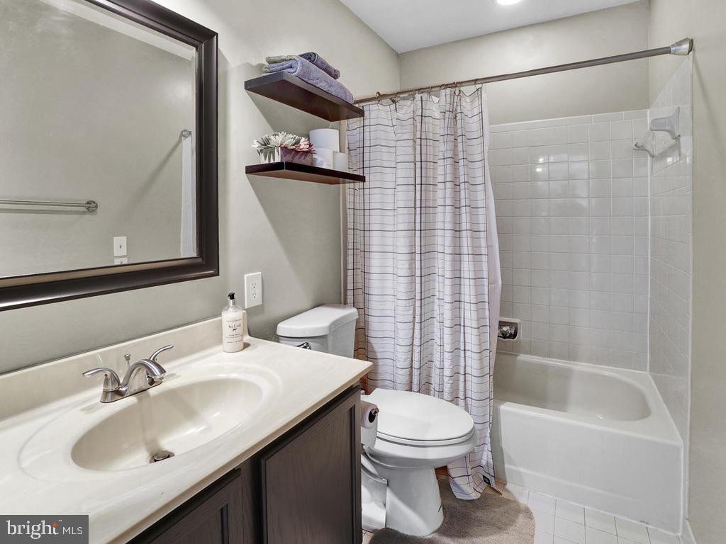4626 Feldspar Road Middletown, MD 21769 - Photo 33 of 72 Bathroom