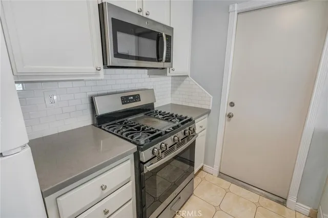 $3,400 | 1122 South Clifpark Circle, Anaheim, CA 92805