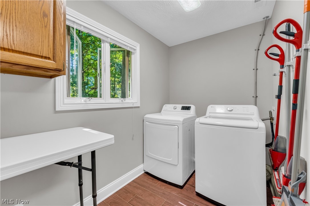 6821 Thornapple Road Gates Mills, OH 44040 - Photo 30 of 42 Laundry room