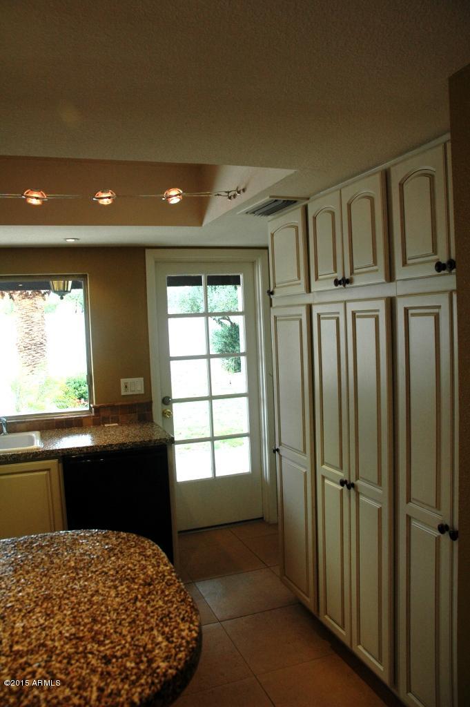 640 East Calavar Road Phoenix, AZ 85022 - Photo 15 of 40 DSC_0725
