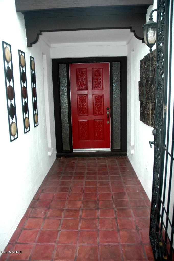 640 East Calavar Road Phoenix, AZ 85022 - Photo 3 of 40 DSC_0753
