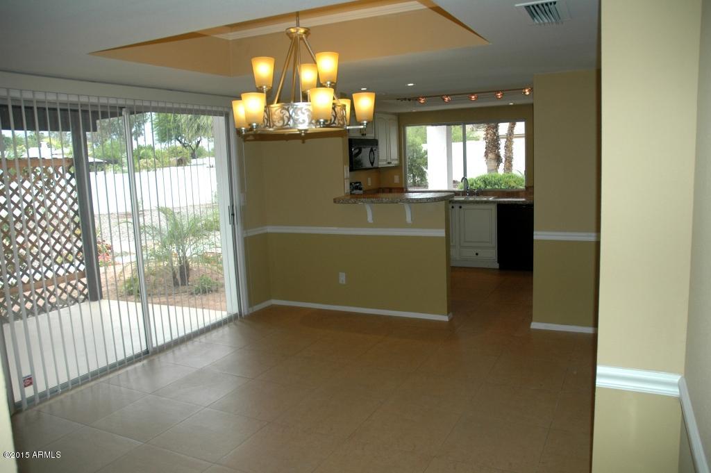 640 East Calavar Road Phoenix, AZ 85022 - Photo 9 of 40 DSC_0729