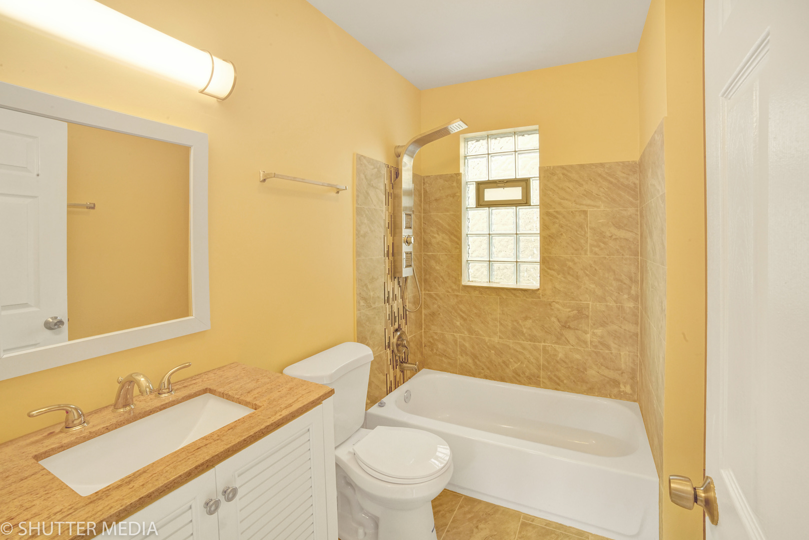 10446 South Indiana Avenue Chicago, IL 60628 - Photo 16 of 30