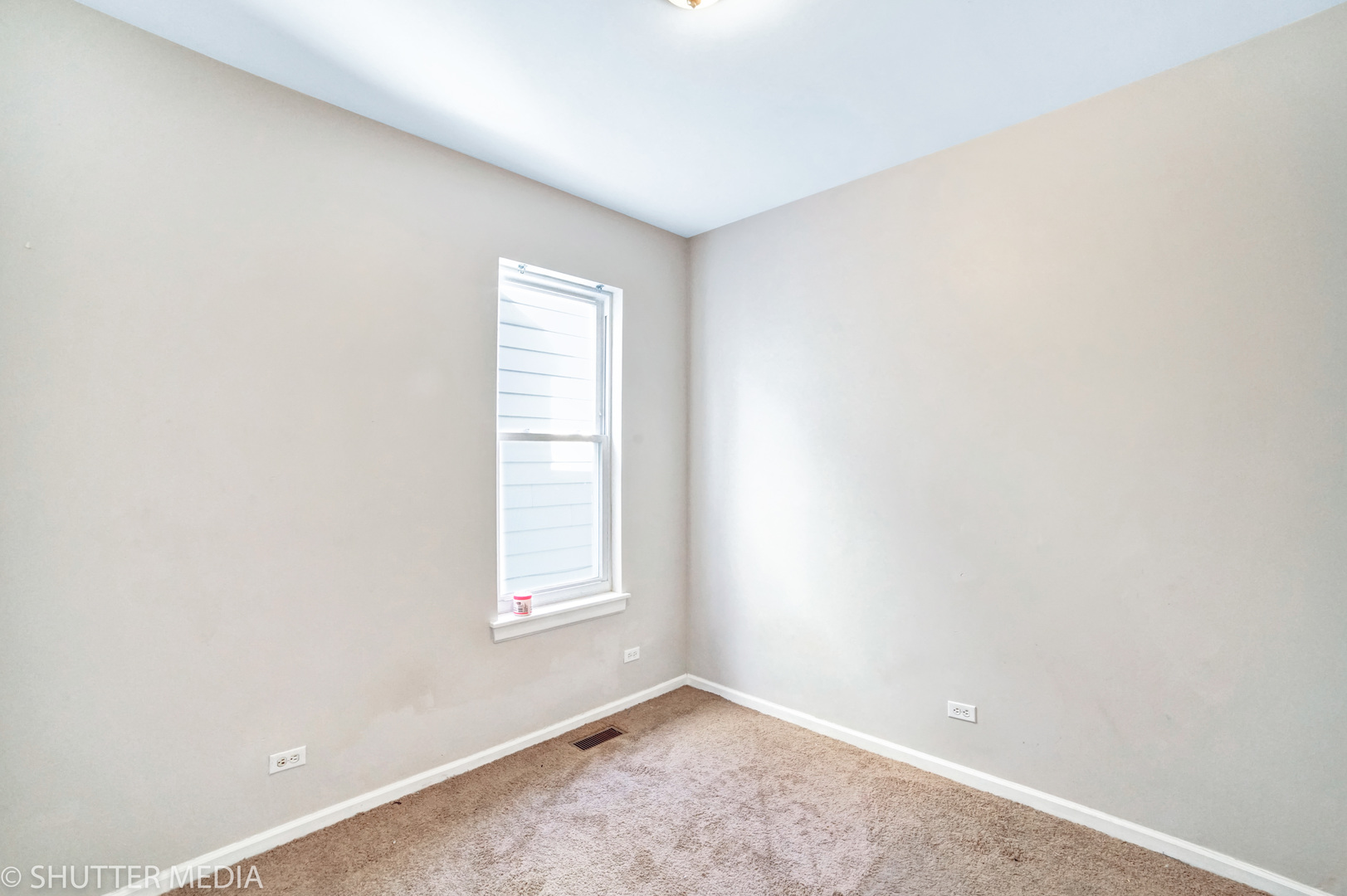 10446 South Indiana Avenue Chicago, IL 60628 - Photo 17 of 30