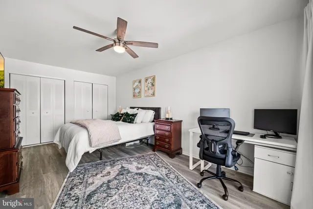 $325,000 | 147 West Kenilworth Circle, Newtown Square, PA 19073