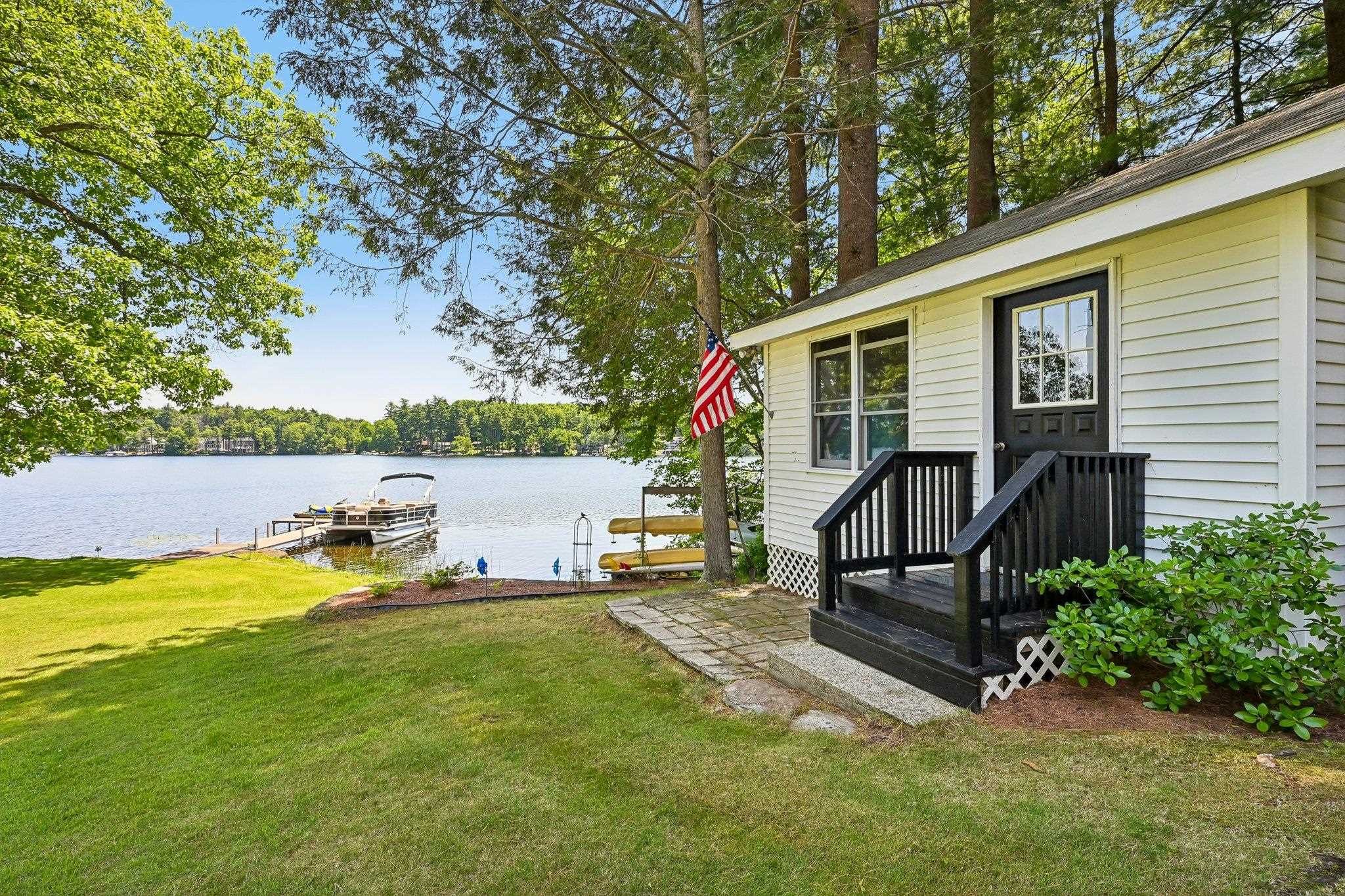76 Holts Point Road Hampstead, NH 03841 - Photo 6 of 56