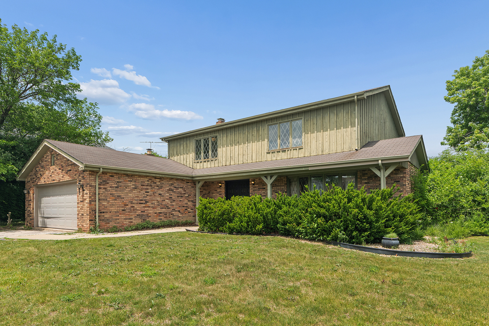 2736 Marlin Court Homewood, IL 60430 - Photo 2 of 34