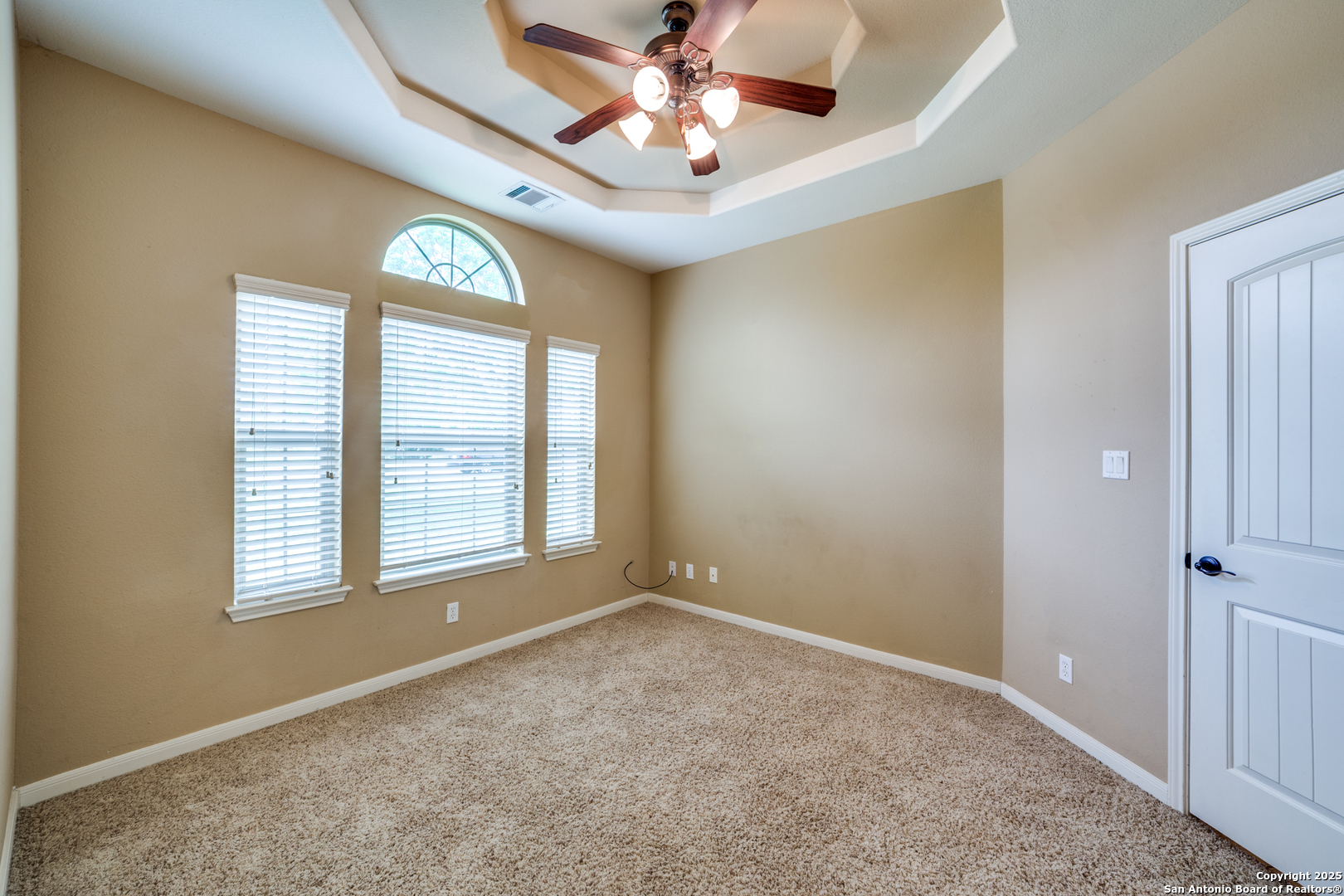 1424 Kings Ranch Road Bandera, TX 78003 - Photo 22 of 35