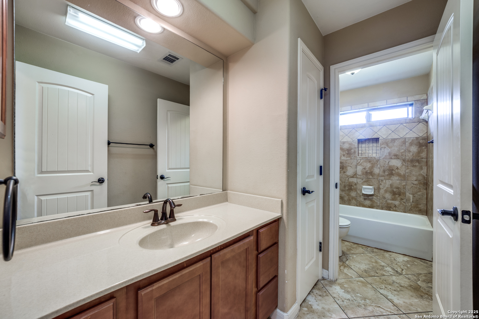 1424 Kings Ranch Road Bandera, TX 78003 - Photo 26 of 35