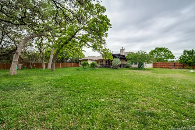 $447,500 | 1424 Kings Ranch Road, Bandera, TX 78003