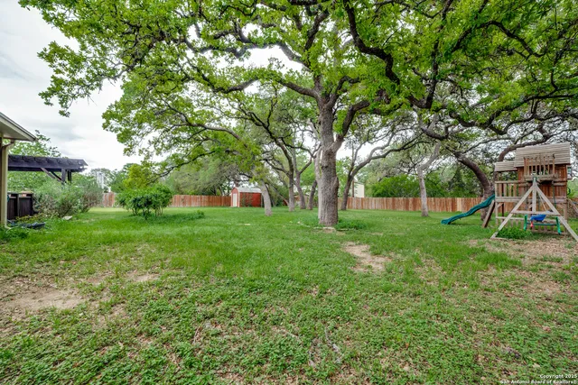 $447,500 | 1424 Kings Ranch Road, Bandera, TX 78003