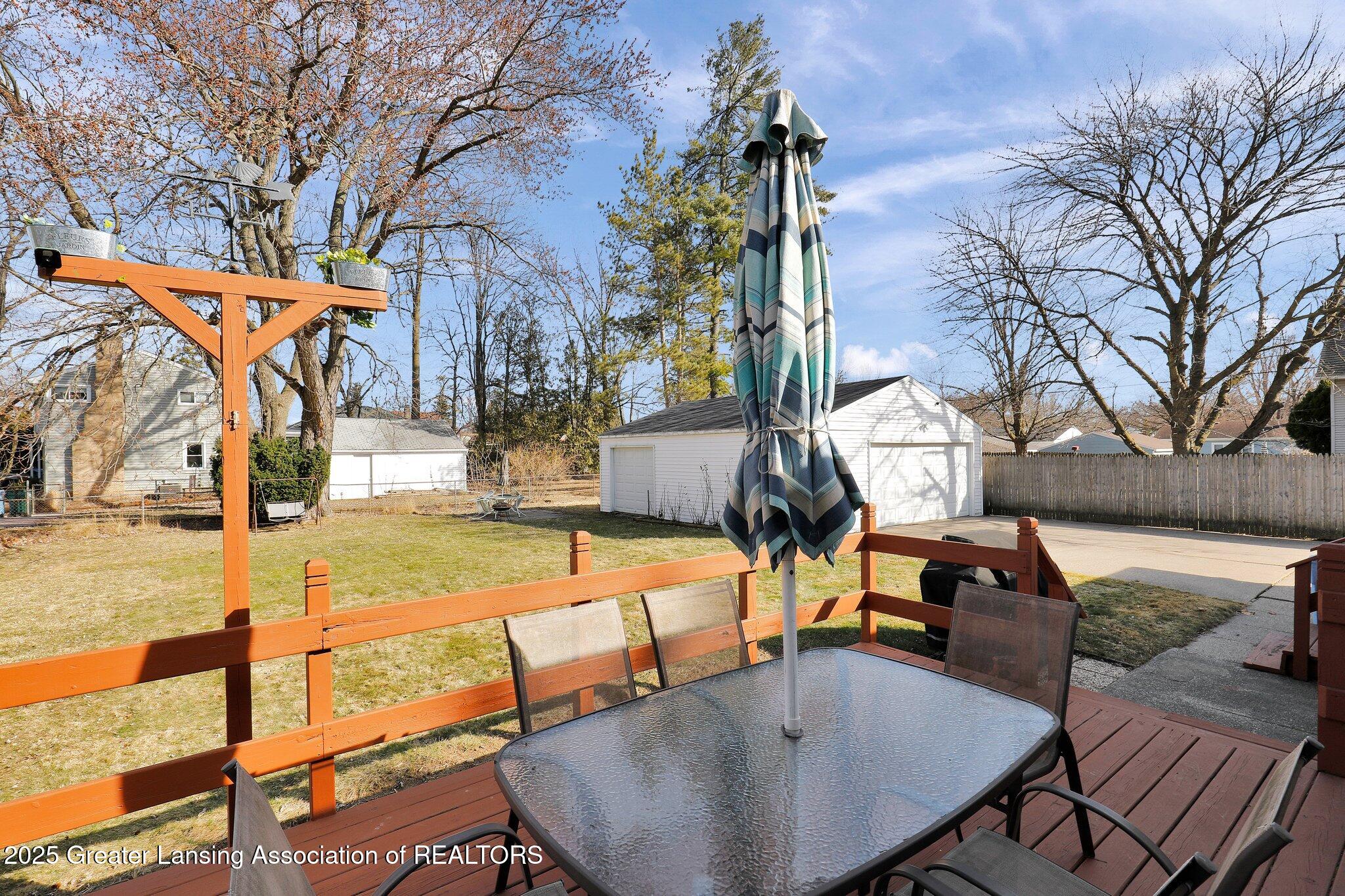 2809 Pleasant Grove Road Lansing, MI 48910 - Photo 39 of 39 8-web-or-mls-Open Ended Media-8
