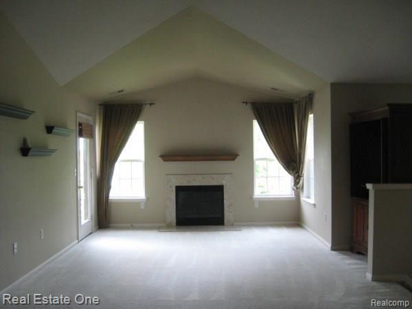 Living Room.jpg