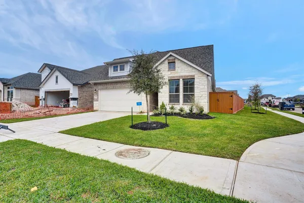 $2,600 | 7542 Coral Lk Drive, Cypress, TX 77433