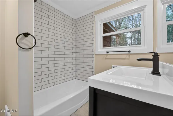 $499,000 | 183 Goode Street, Ballston, NY 12027