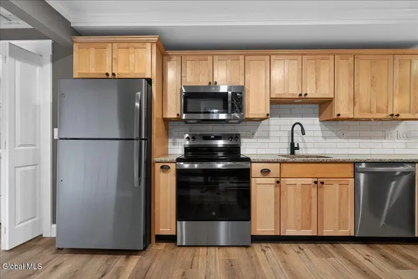 $499,000 | 183 Goode Street, Ballston, NY 12027