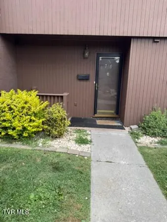 $135,000 | 726 Martin Luther King Junior Boulevard, Bristol, TN 37620