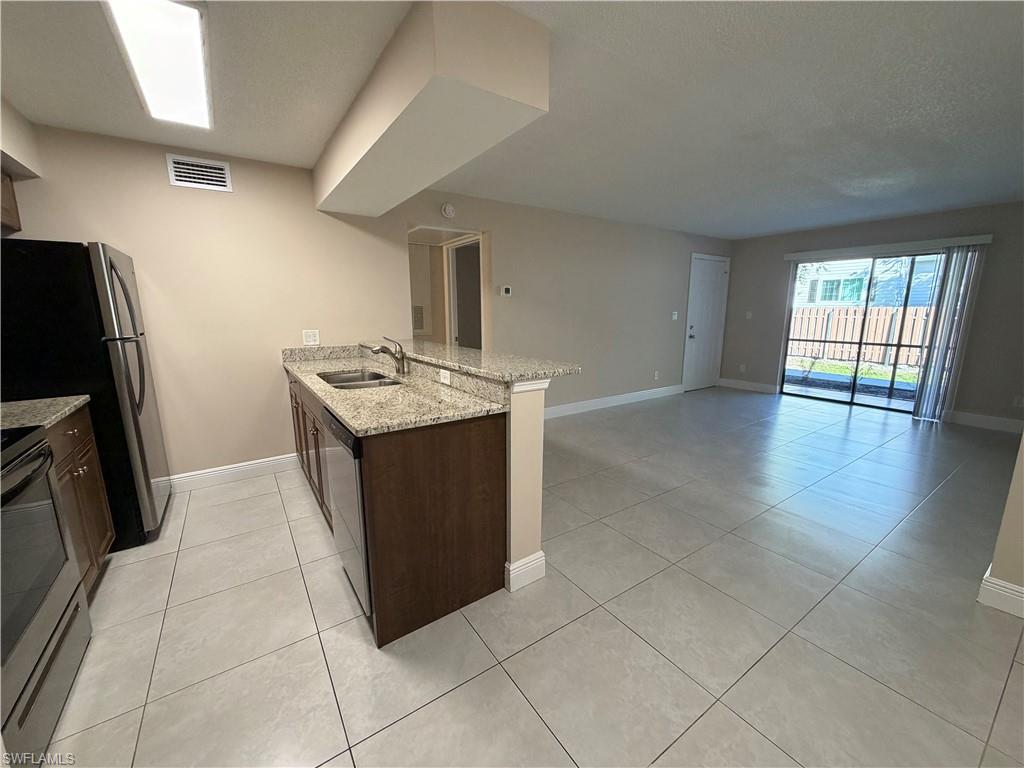 5307 Summerlin Road, Unit 707 Fort Myers, FL 33919 - Photo 4 of 23
