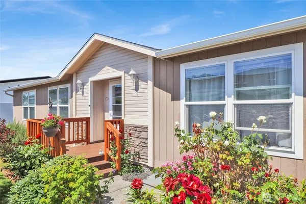 $299,000 | 6350 Portal Way, Unit 64, Ferndale, WA 98248