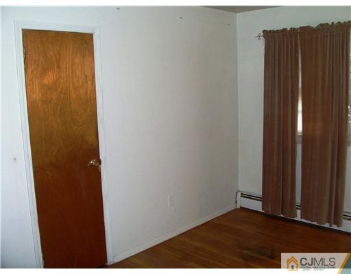 3 Ellmyer Road Edison, NJ 08820 - Photo 15 of 18 a view of a small space
