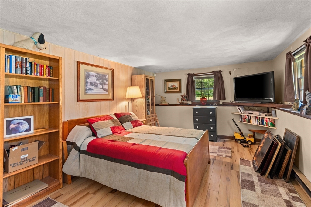 88 Upland Road Plympton, MA 02367 - Photo 25 of 42