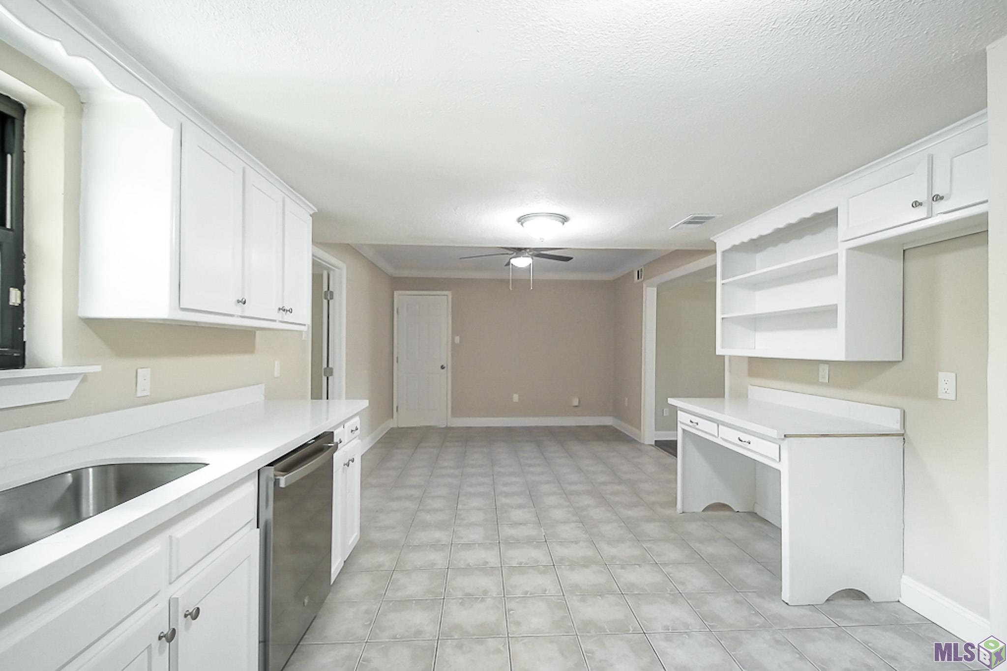 1124 Sharp Road Baton Rouge, LA 70815 - Photo 11 of 26