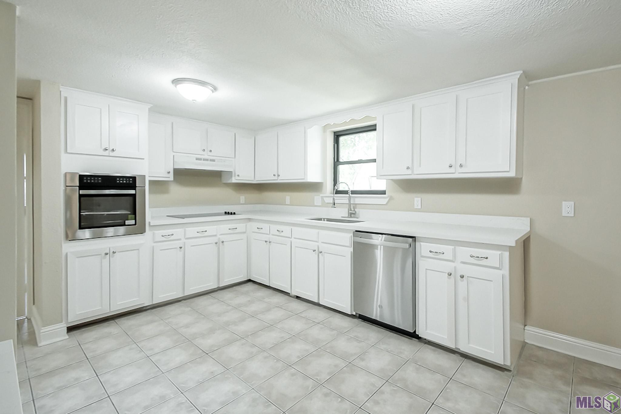 1124 Sharp Road Baton Rouge, LA 70815 - Photo 3 of 26