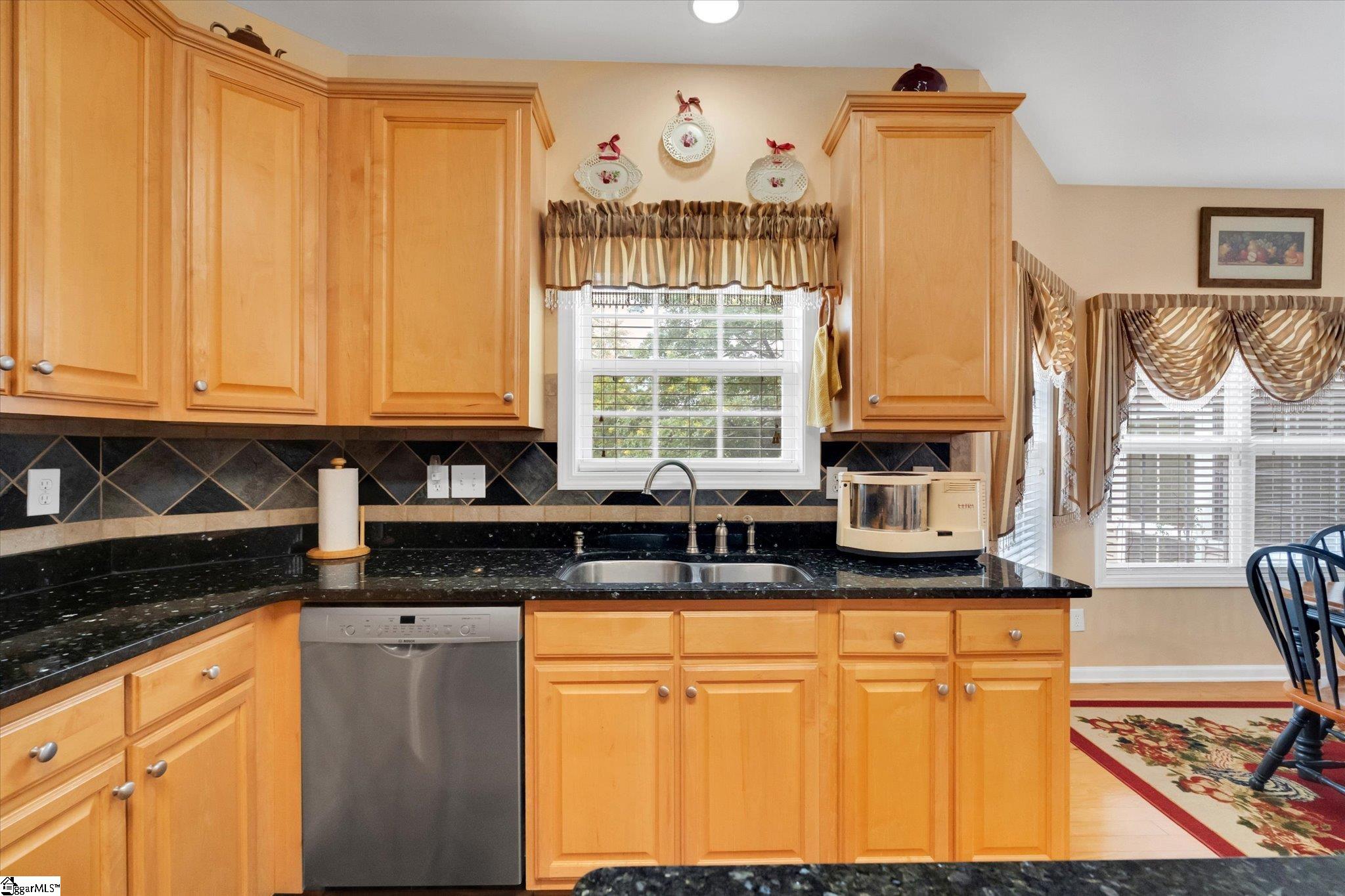 200 Dothan Court Greenville, SC 29607 - Photo 15 of 49