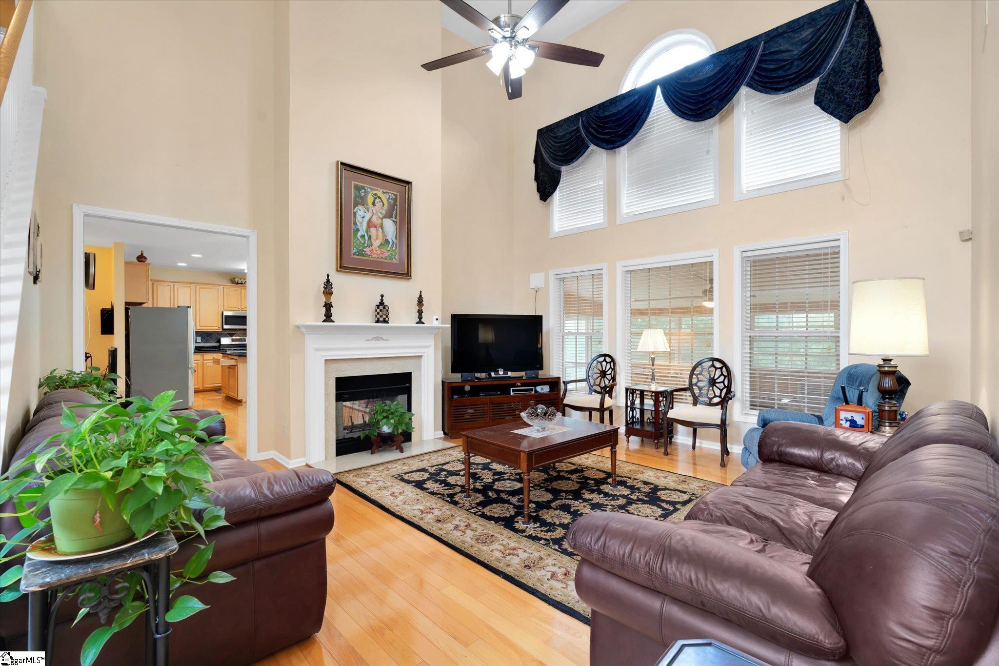 200 Dothan Court Greenville, SC 29607 - Photo 4 of 49