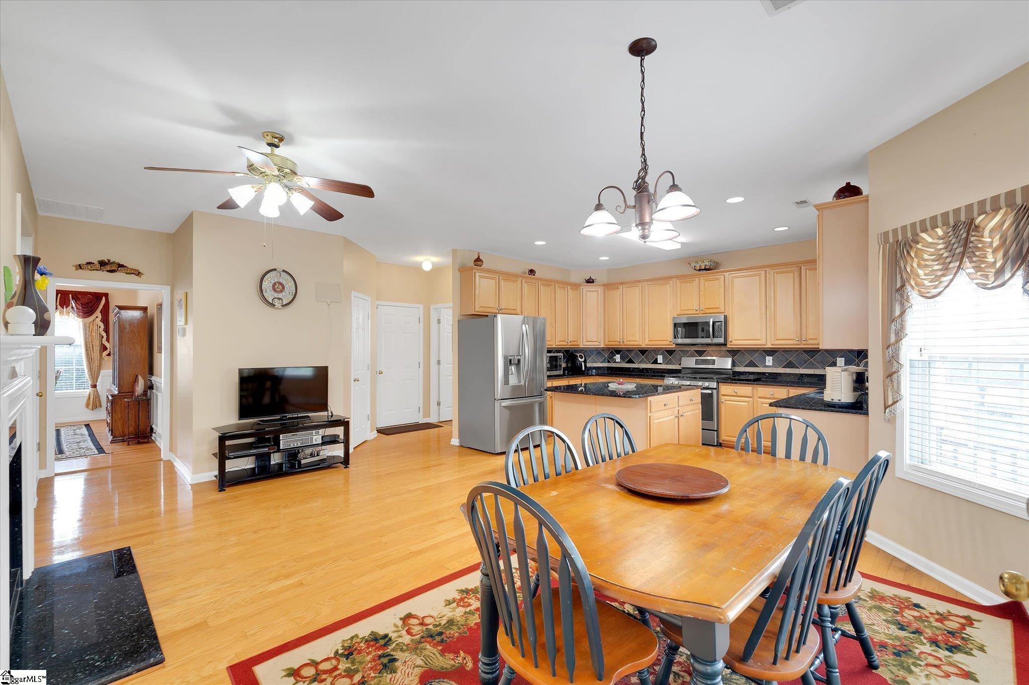 200 Dothan Court Greenville, SC 29607 - Photo 10 of 49