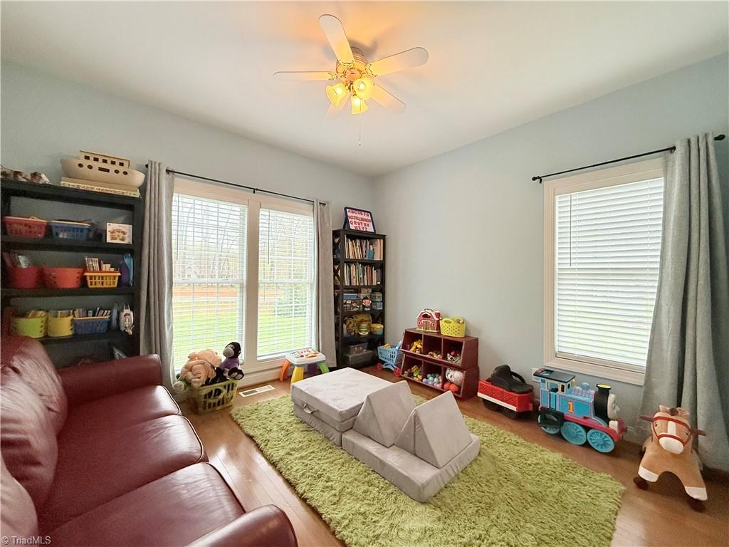 6718 Hunt Road Pleasant Garden, NC 27313 - Photo 17 of 21 Gallery Image 17
