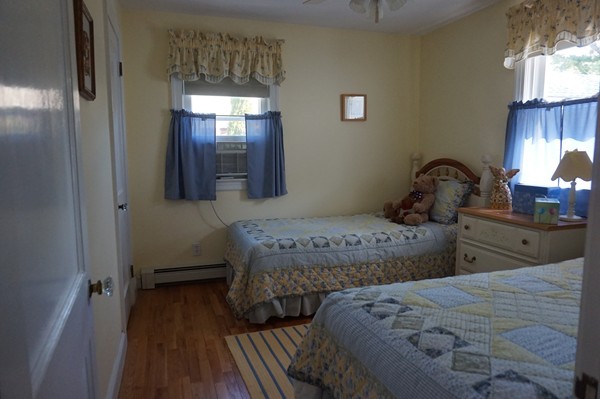 12 Middle Road Gardner, MA 01440 - Photo 3 of 18 Gallery Image 3