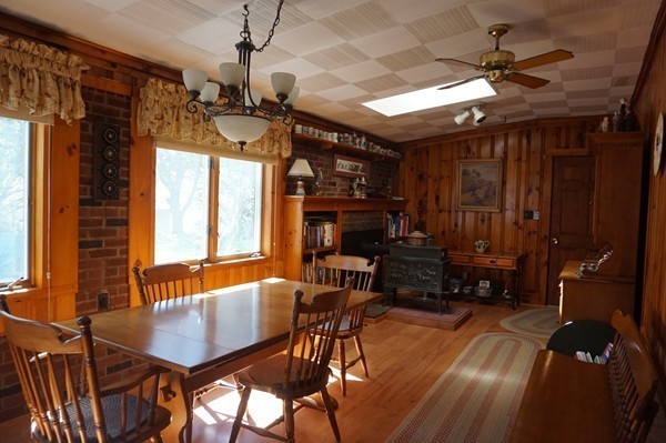 12 Middle Road Gardner, MA 01440 - Photo 7 of 18 Gallery Image 7