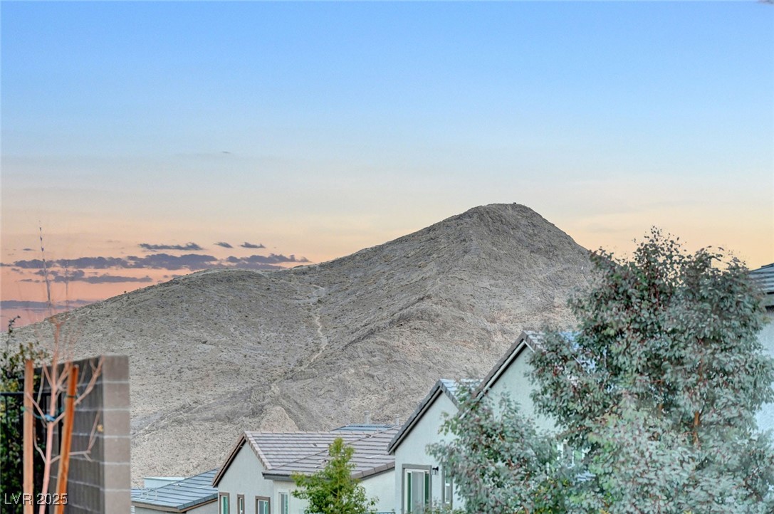 4499 Amazing View Street Las Vegas, NV 89129 - Photo 56 of 71
