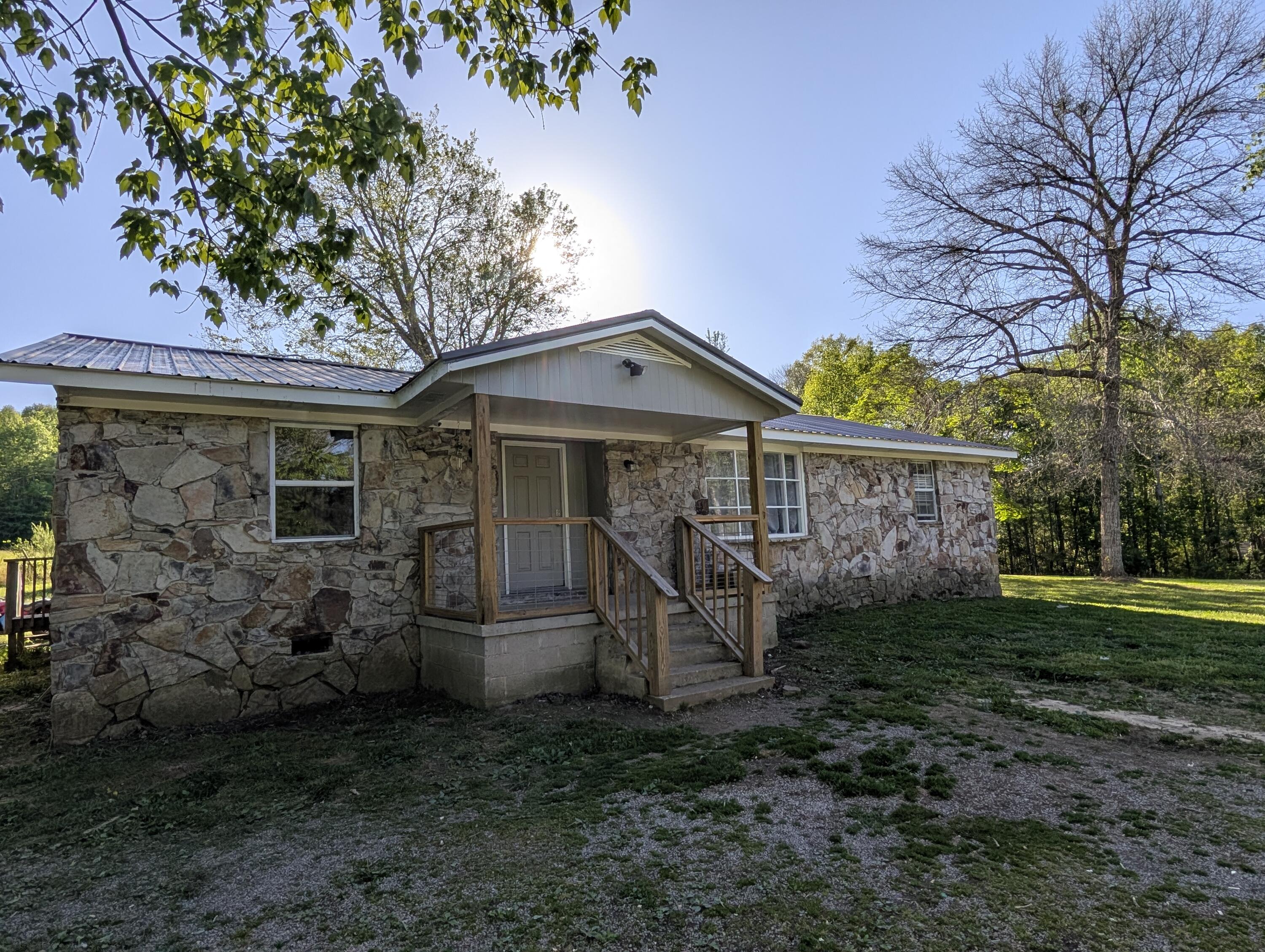 408 Sherman Road Dunlap, TN 37327 - Photo 2 of 23 12162