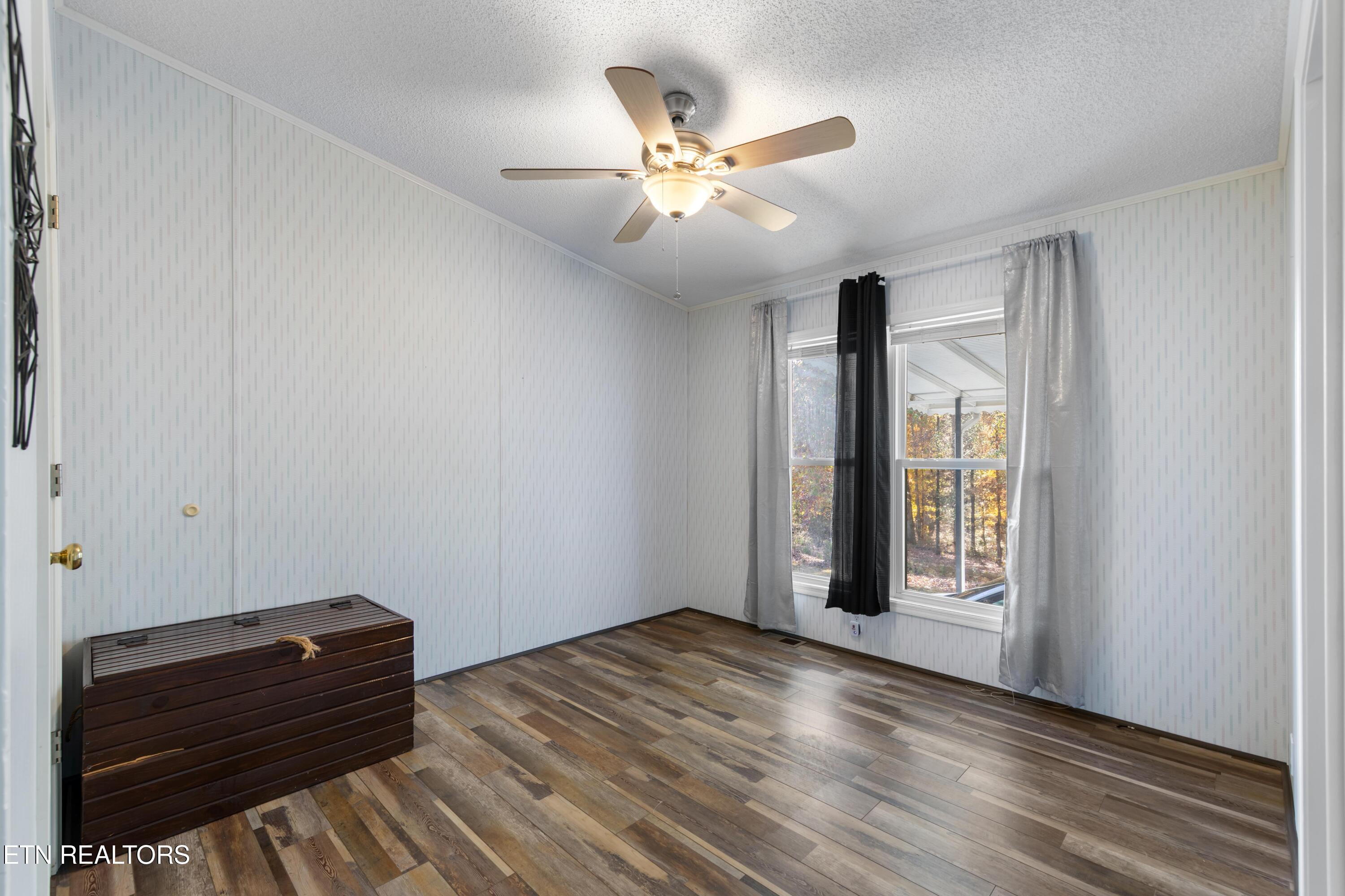 2315 Jim Henry Road Dandridge, TN 37725 - Photo 11 of 20 030A0778