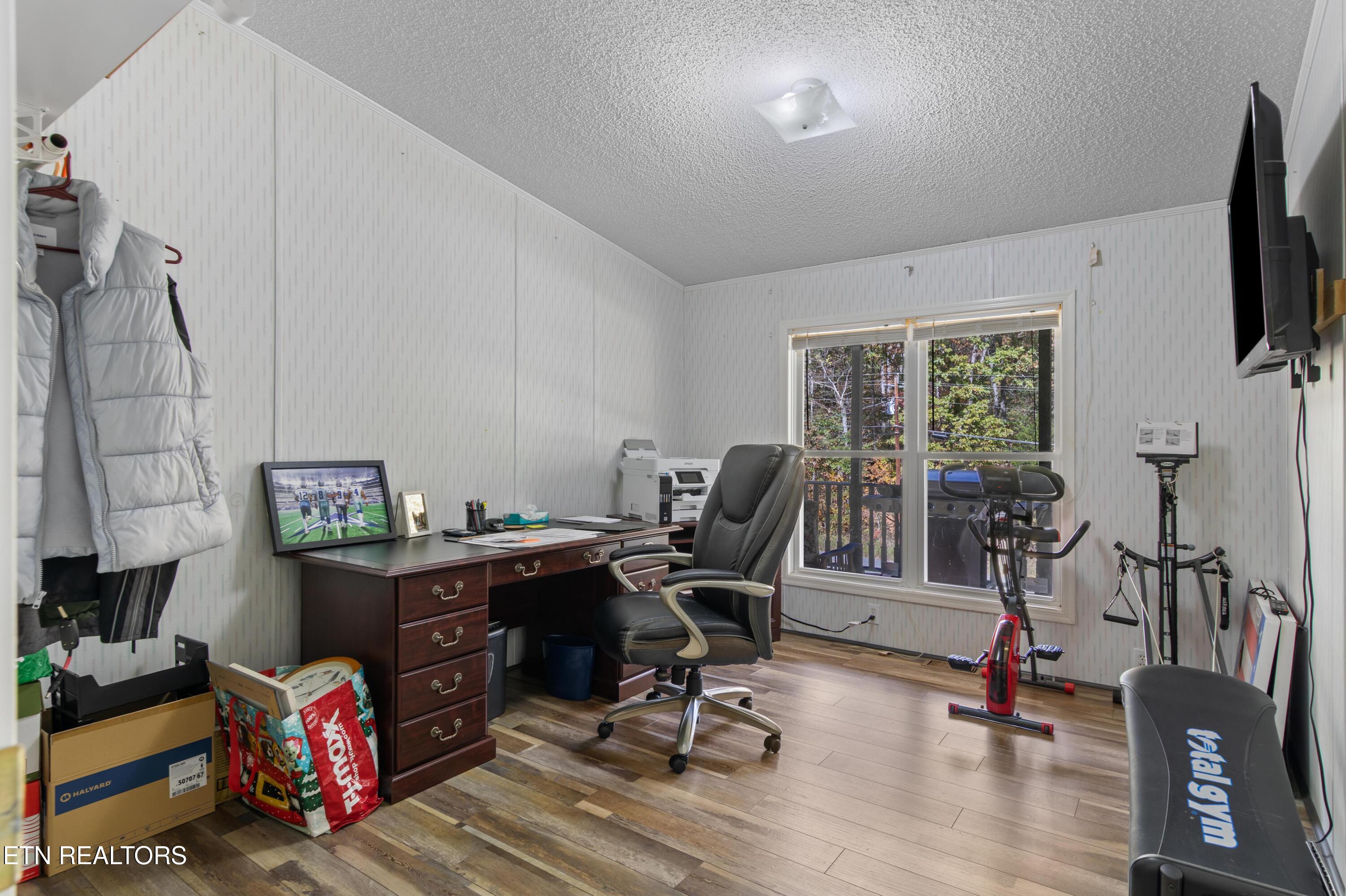 2315 Jim Henry Road Dandridge, TN 37725 - Photo 13 of 20 030A0796