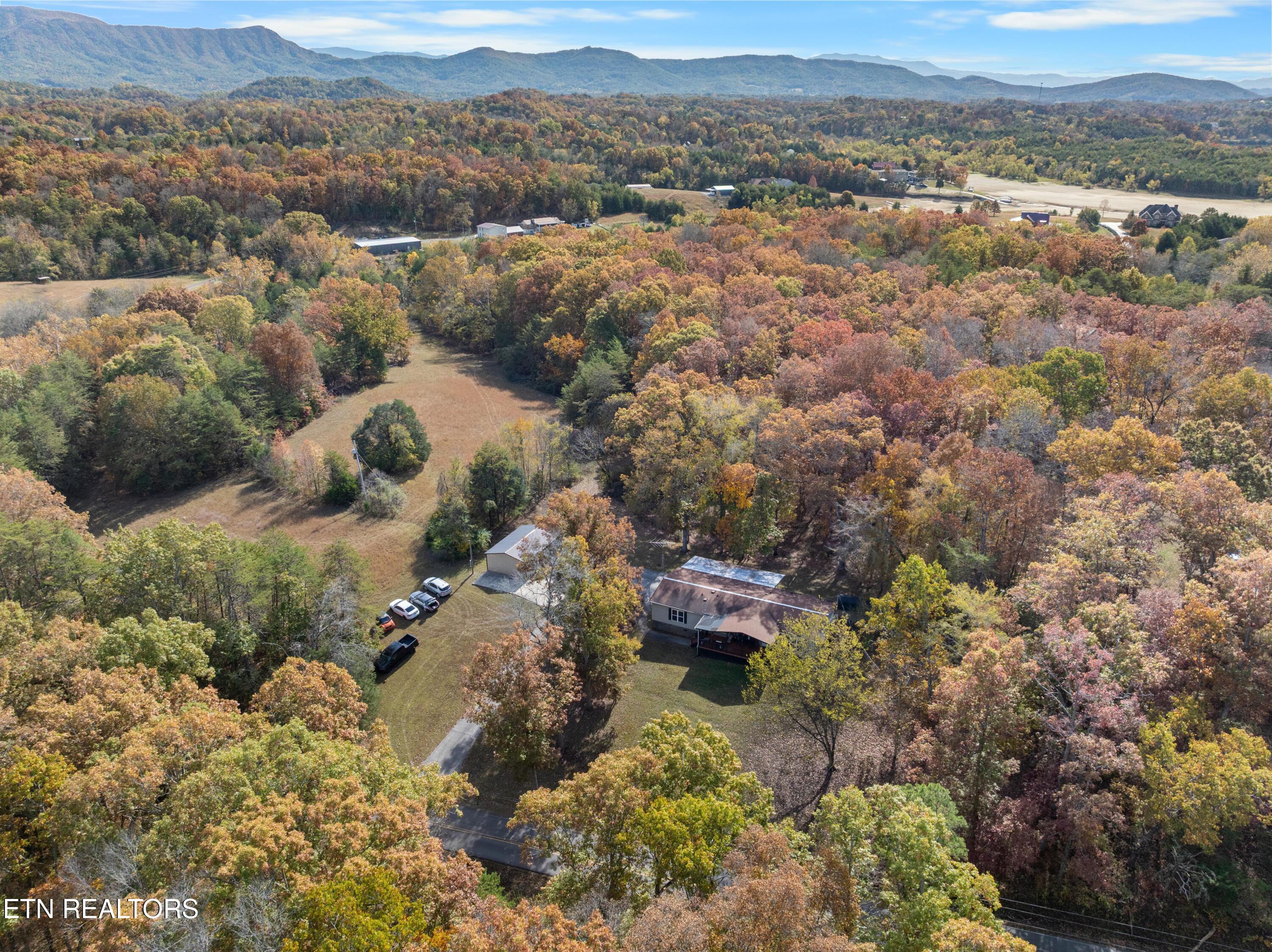 2315 Jim Henry Road Dandridge, TN 37725 - Photo 19 of 20 DJI_0967