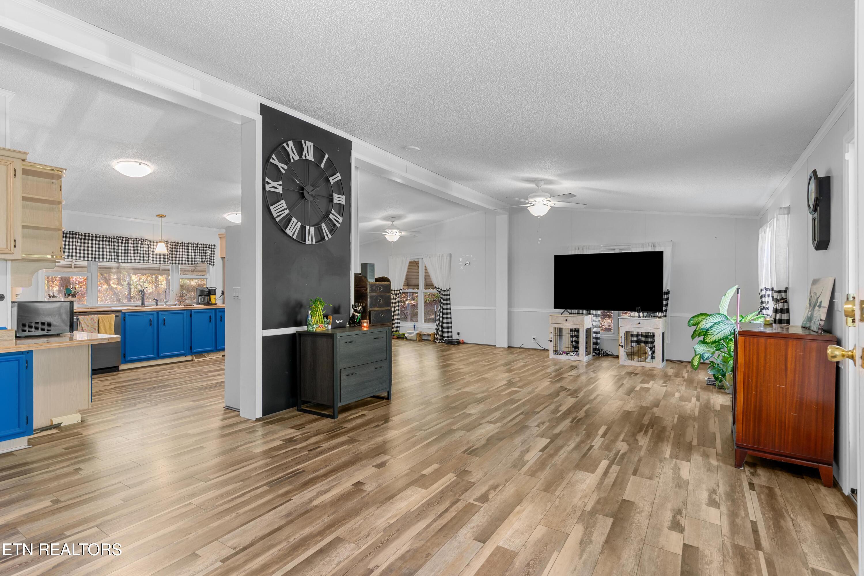 2315 Jim Henry Road Dandridge, TN 37725 - Photo 4 of 20 030A0833