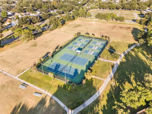 $615,000 | 4825 Charowen Drive, Orlando, FL 32837