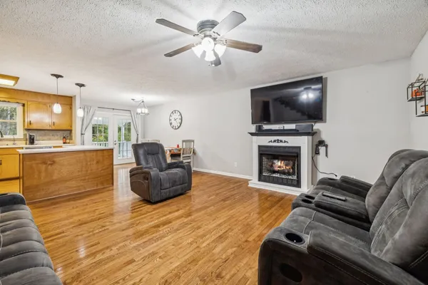 $474,900 | 207 Robinson Road, Dickson, TN 37055