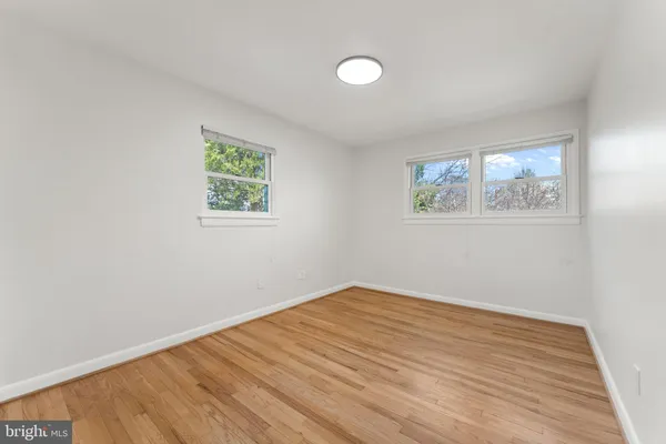 $4,300 | 6337 Beryl Road, Alexandria, VA 22312